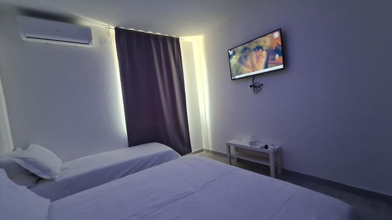 Me Besito Bed and Breakfast Ari Εξωτερικό φωτογραφία